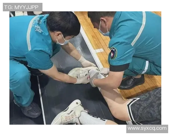 足球巨星崴脚意外引发连锁反应球队命运与冠军之路再起波澜