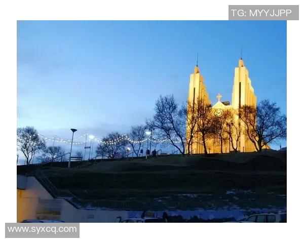 昔日绿茵传奇重现风采足球老球星依旧魅力非凡帅气难挡